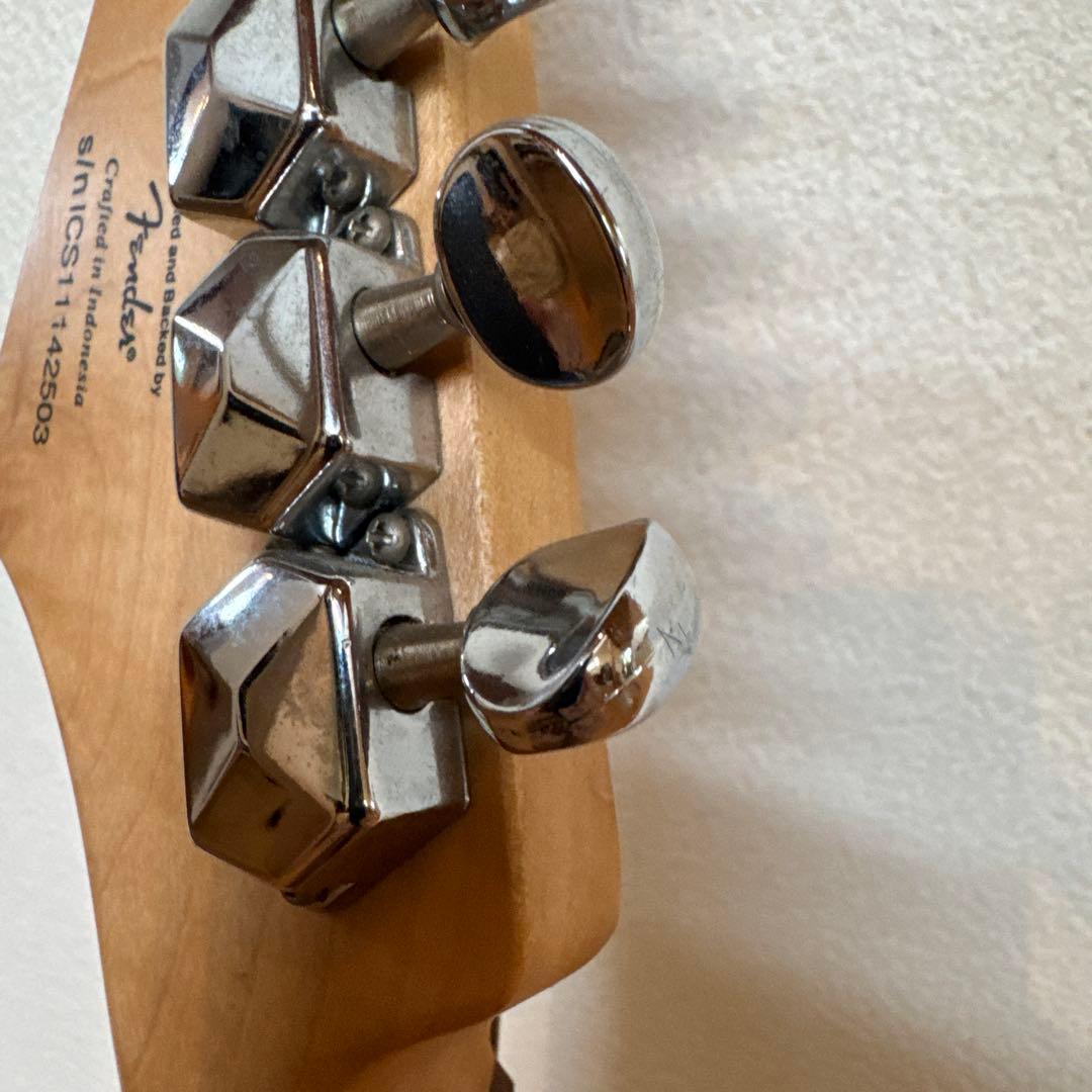 squier by fender エレキギター ストラトキャスター　ミニ