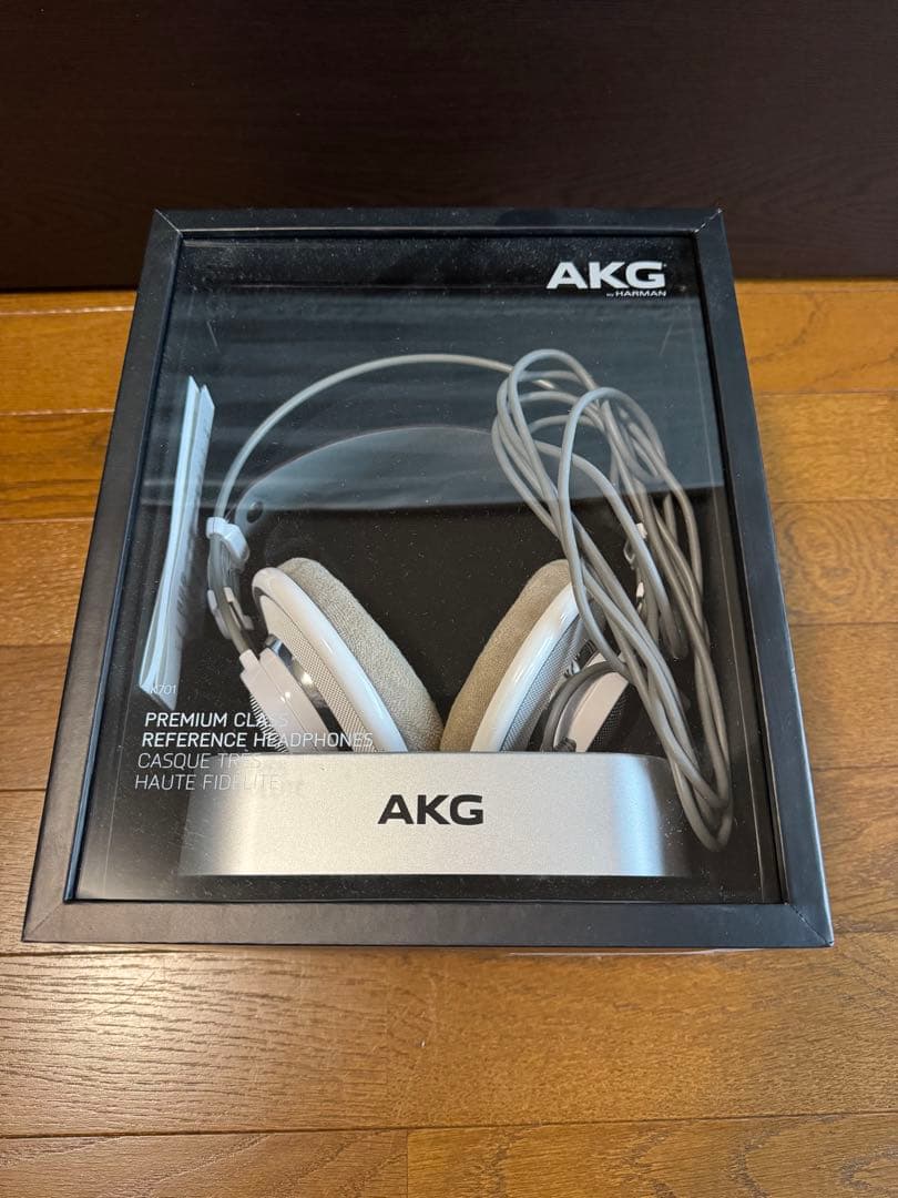 AKG リファレンスヘッドホン (K701)