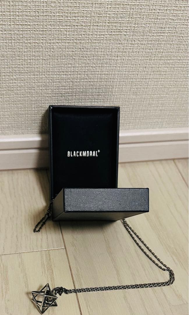 theGazettE BLACKMORAL NILDUE/NILUN 六芒星