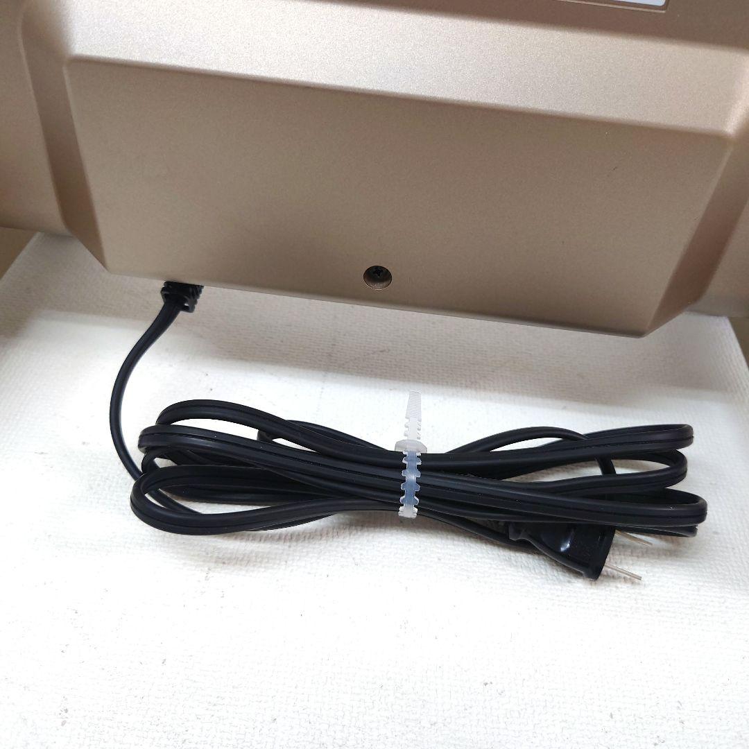 M1216B1 サンルミエ・エクセラセブン 遠赤外線暖房器 N700L-GR