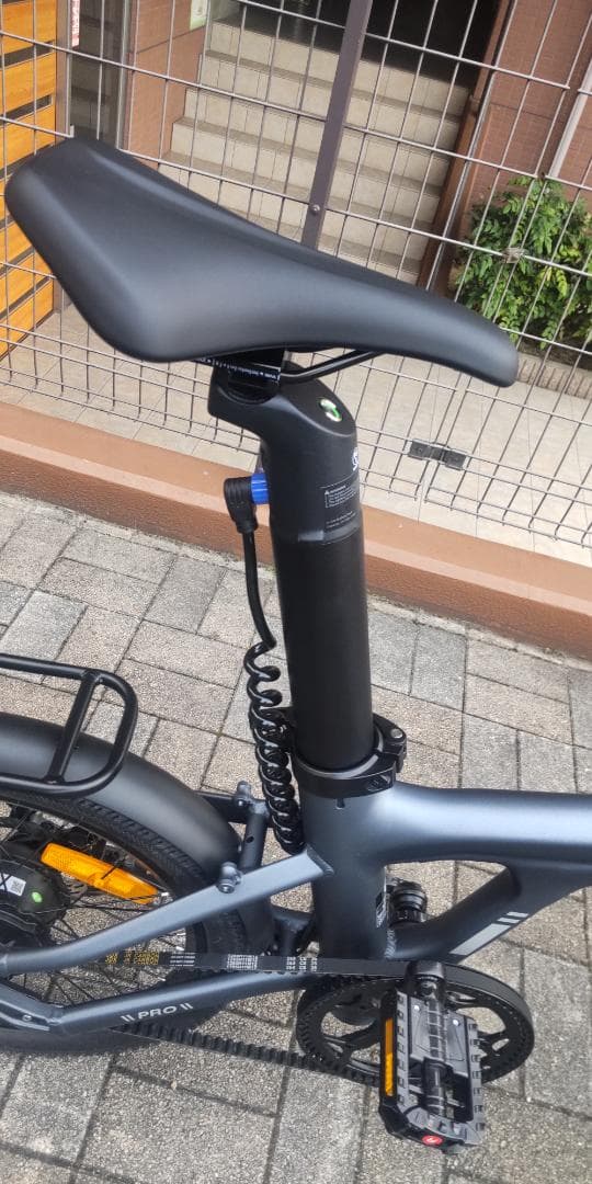 ADO　AIR20　PROグレー折り畳み電動アシスト自転車