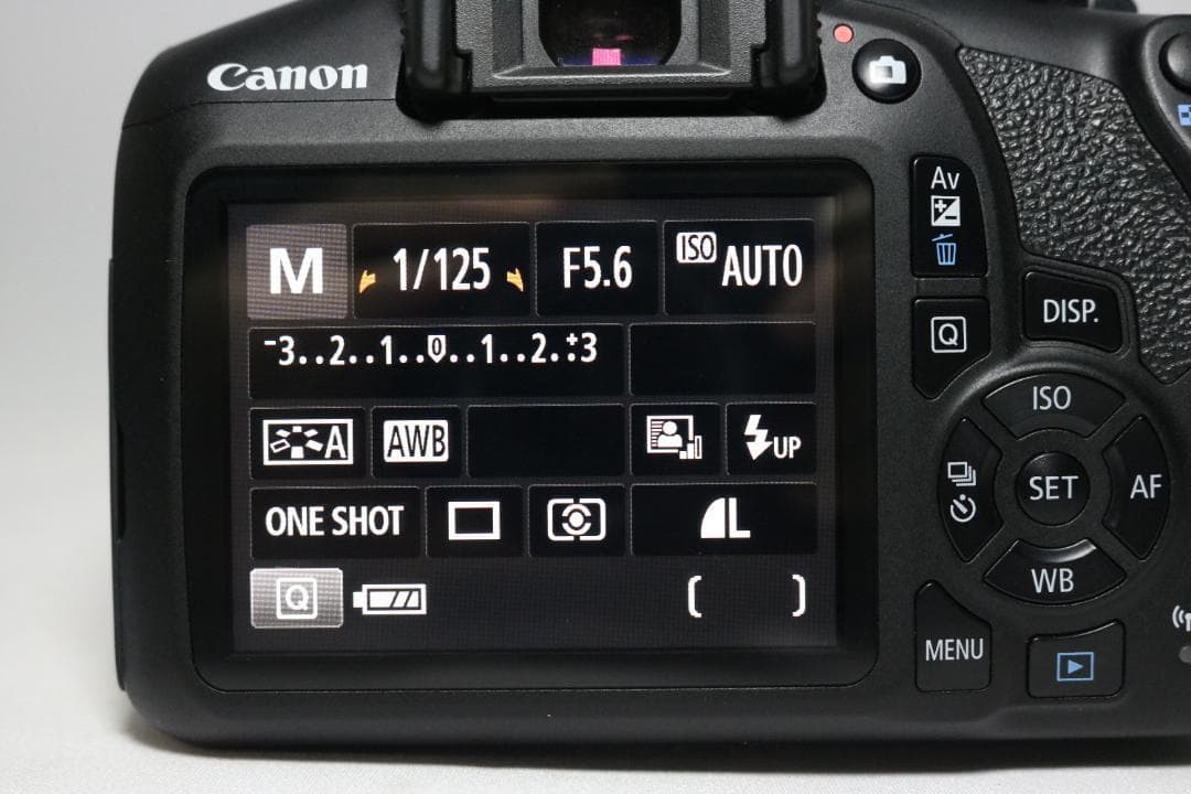 ダブルレンズセット 大人気⭐Canon Kiss X80⭐初心者 一眼レフ 入門