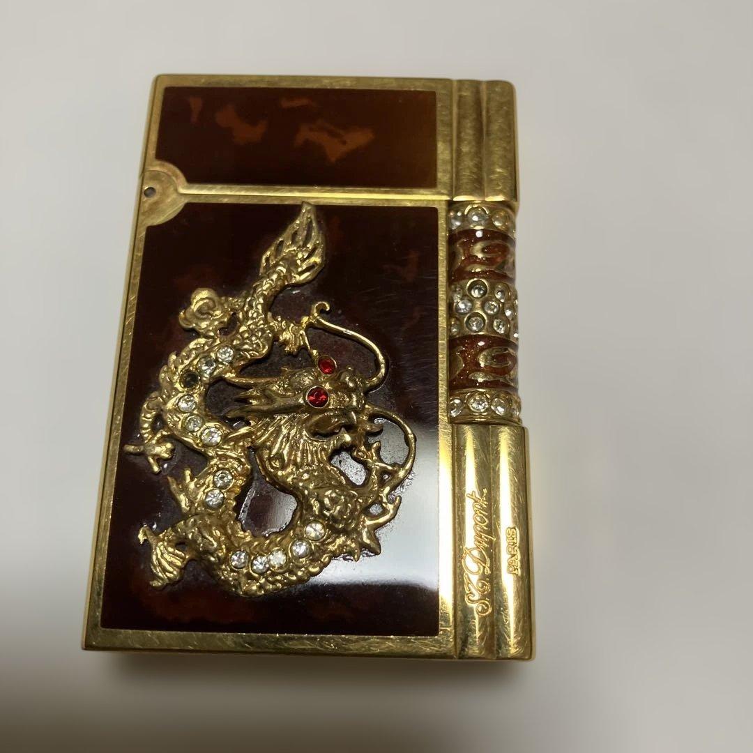 ドラゴン装飾のデュポンライター