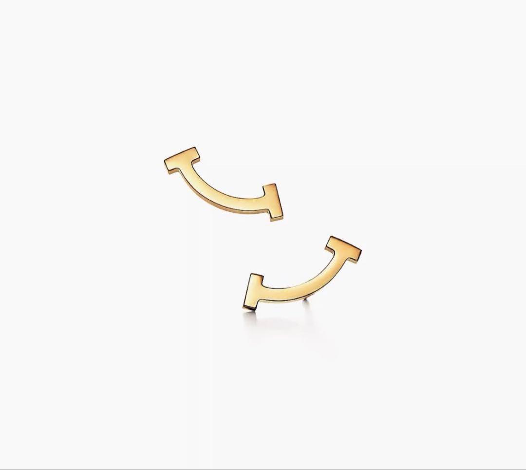 ティファニー　Tスマイル　ミニピアス　Tiffany ティースマイル　ミニピアス