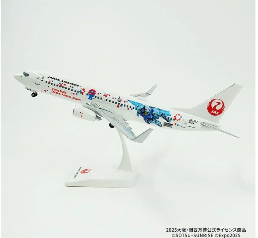 JAL Boeing 737-800 ガンダムコラボ 1/130