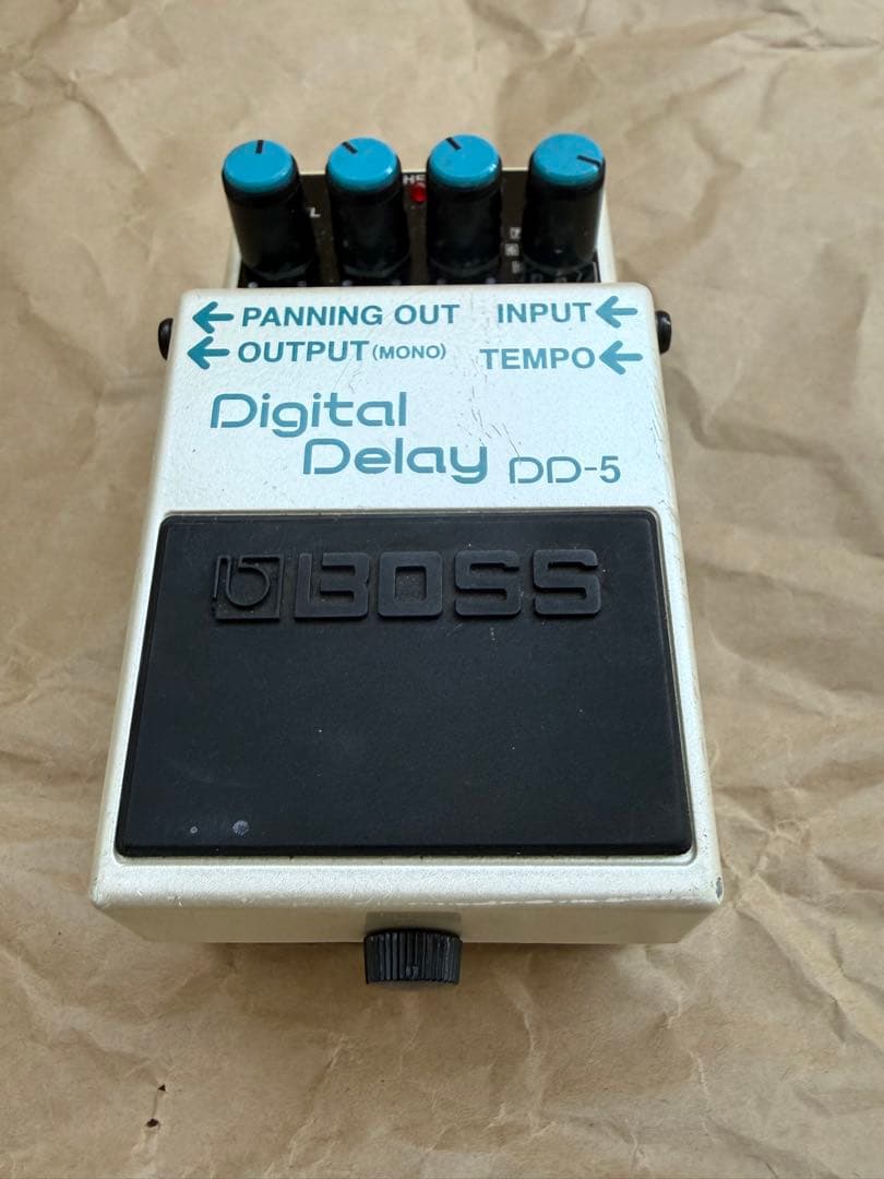 BOSS DD-5 Digital Delay 取説、外箱付き