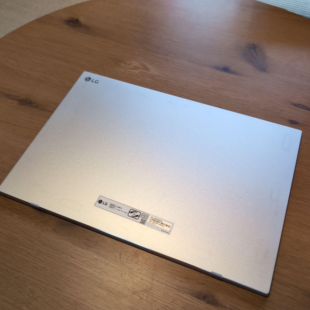 LG gram +view 16MR70 モバイルモニター