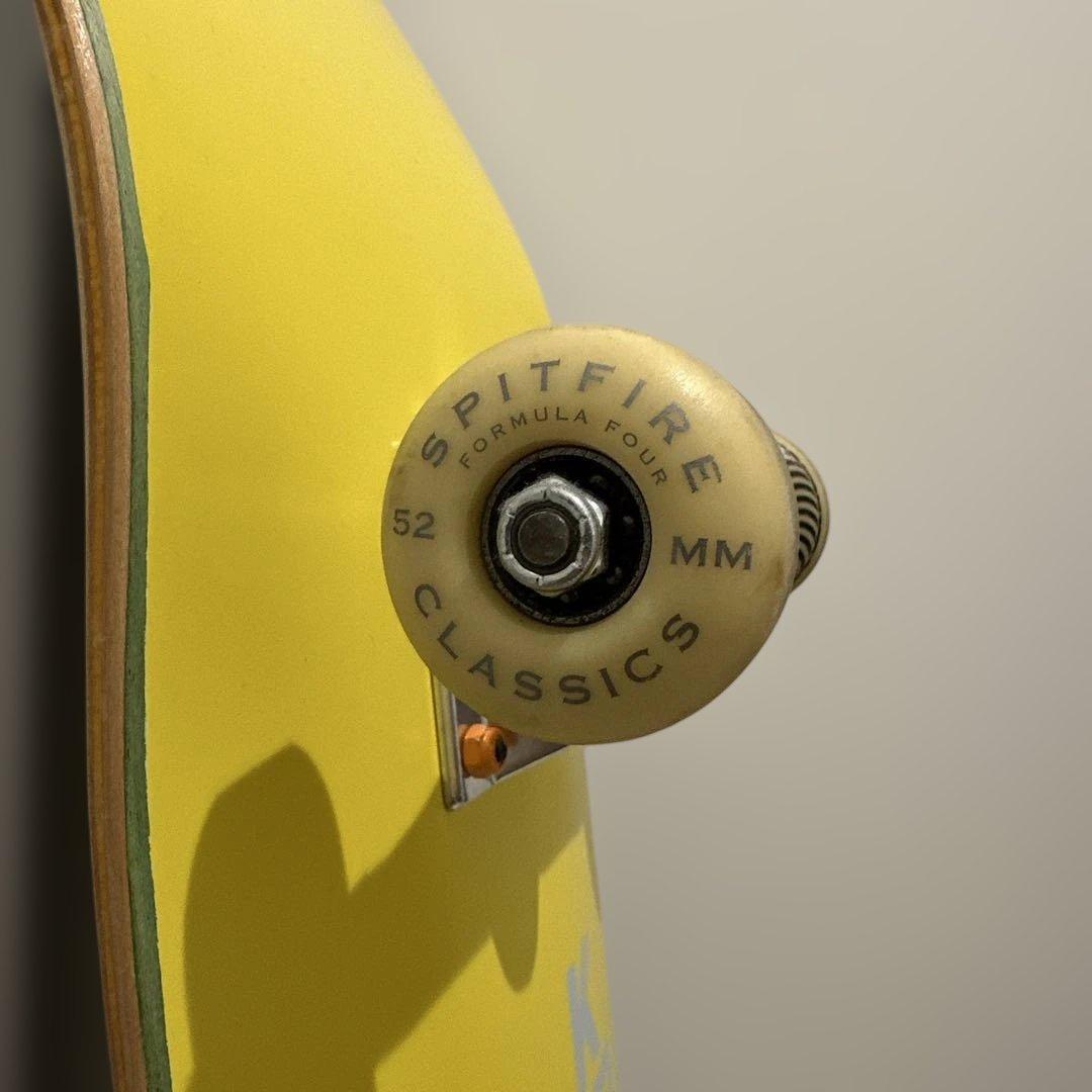 WKND イエロー スケートボード コンプリート デッキ