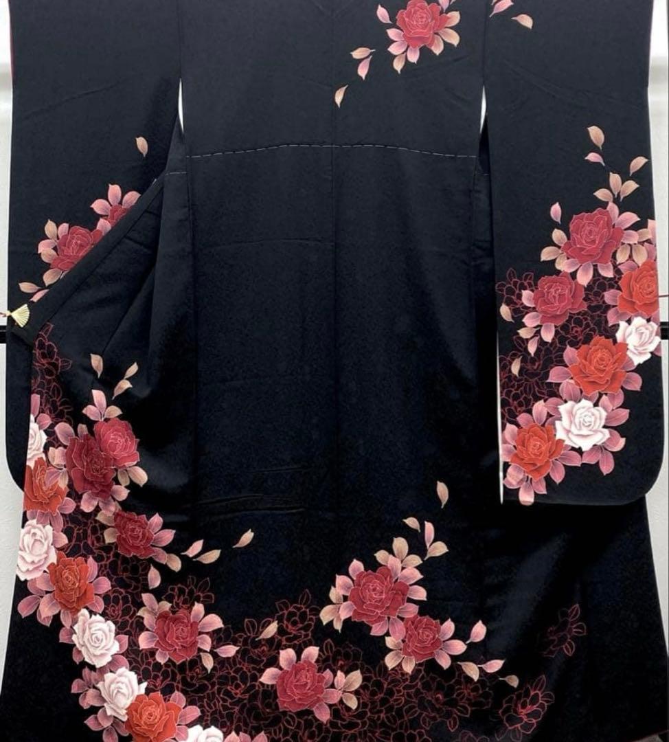 未使用品に近い　振袖セット　牡丹　豪華　金彩　金刺繍　振袖フルセットお探しの方！