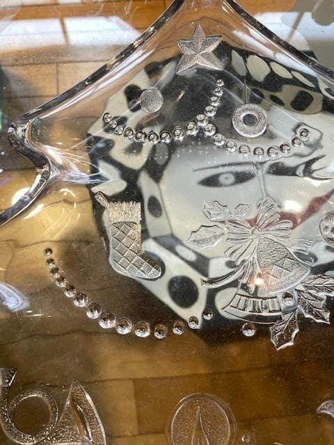 クリスマスツリー型ガラス皿