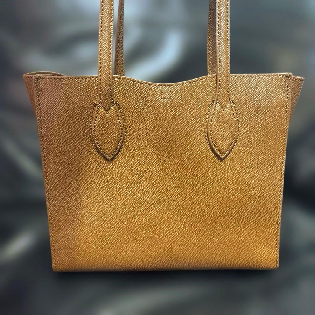 FURLA ERA S TOTE トートバッグ　ハンドバッグ