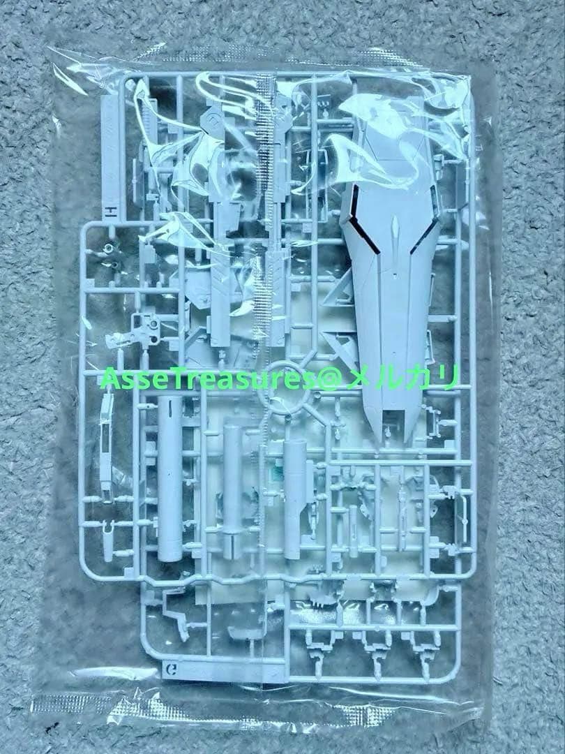 赤バンダイ MG 1/100 νガンダム Ver.Ka マスターグレード