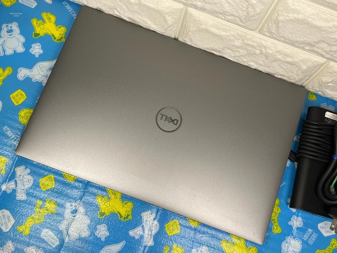 デル Precision 5550 美品 UHD+ 15.6型 タッチ 限定品