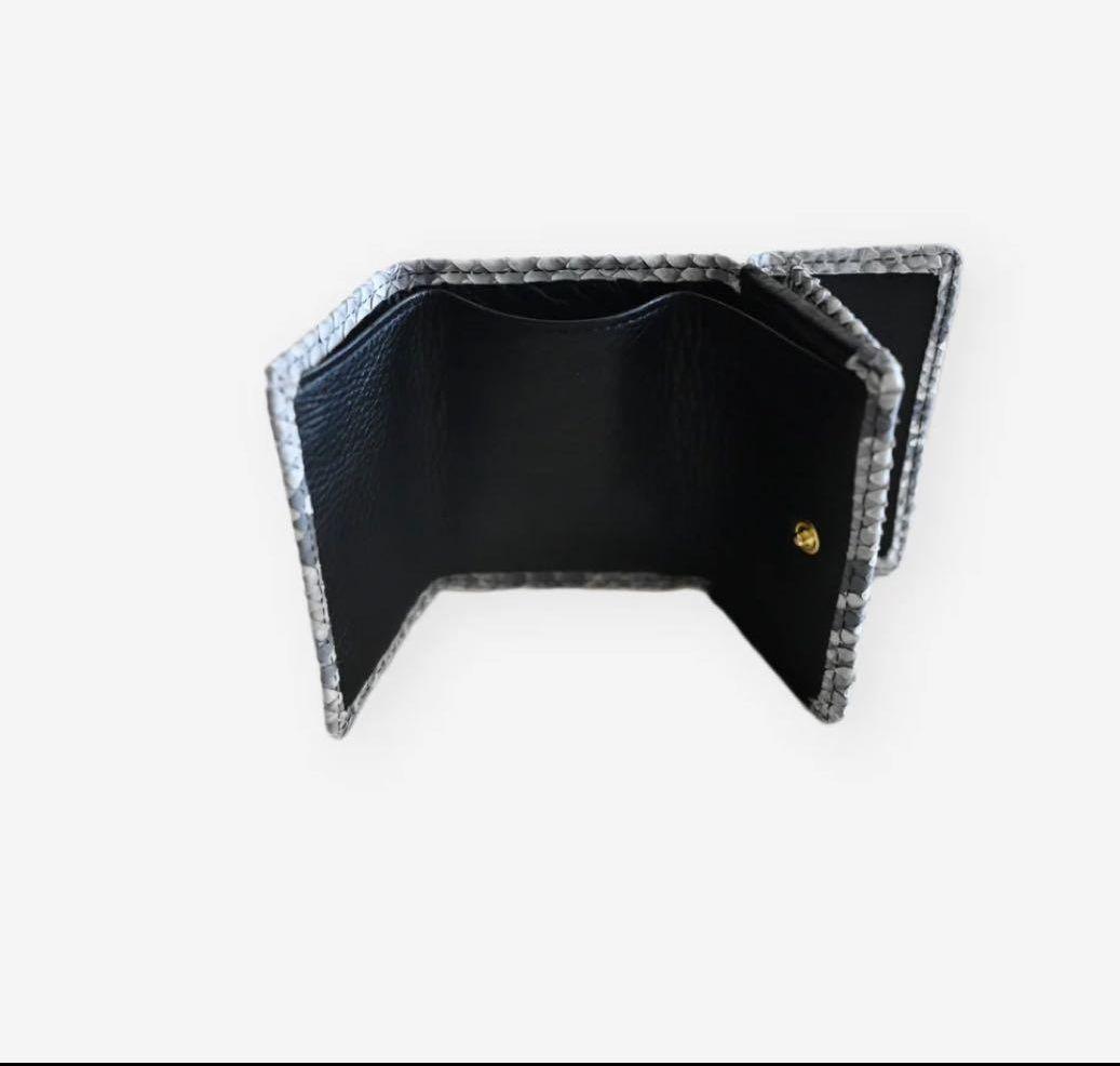 chiibag三つ折り財布 パイソン