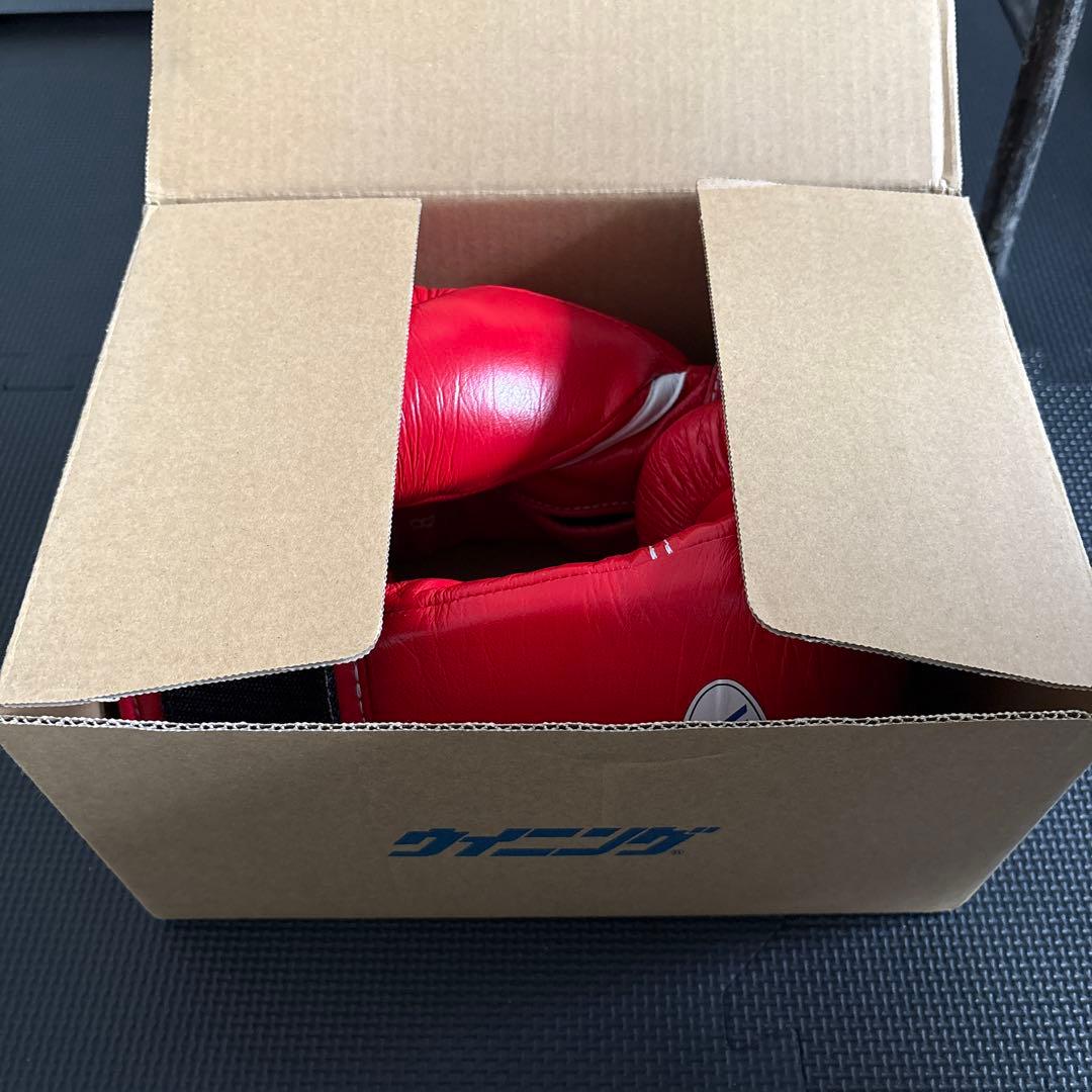 Winning ボクシンググローブ 8oz レッド