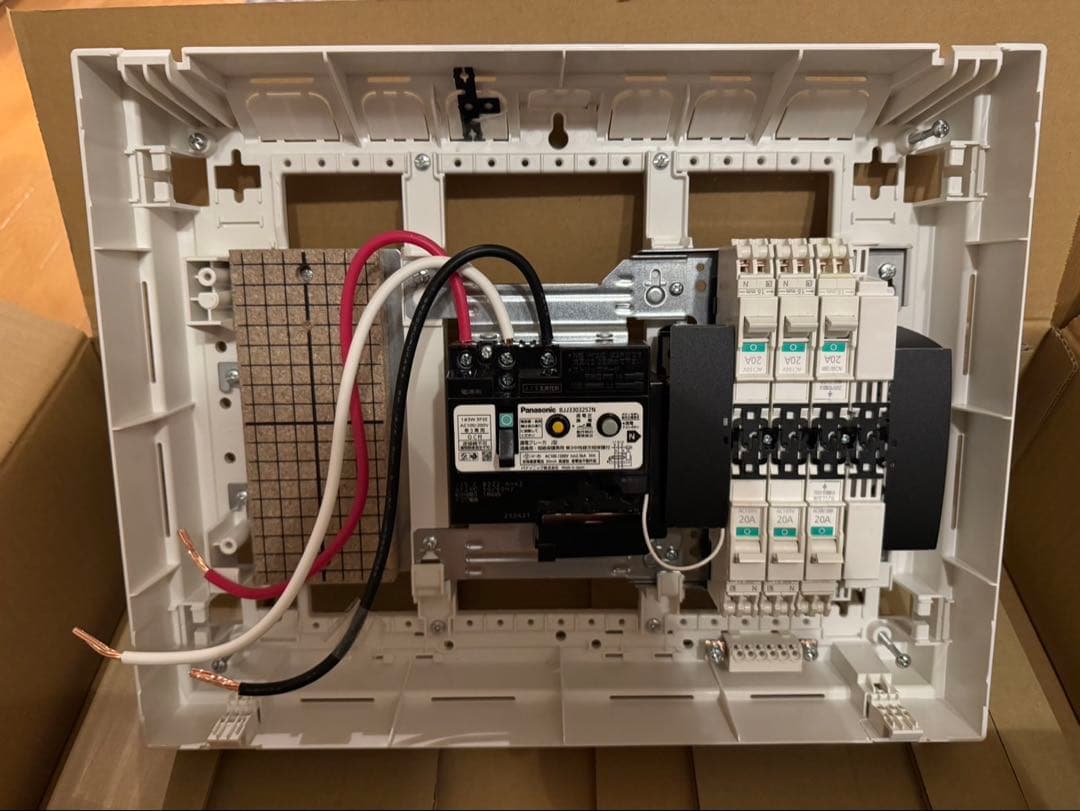パナソニック住宅分電盤 BQR3362コスモパネル コンパクト21