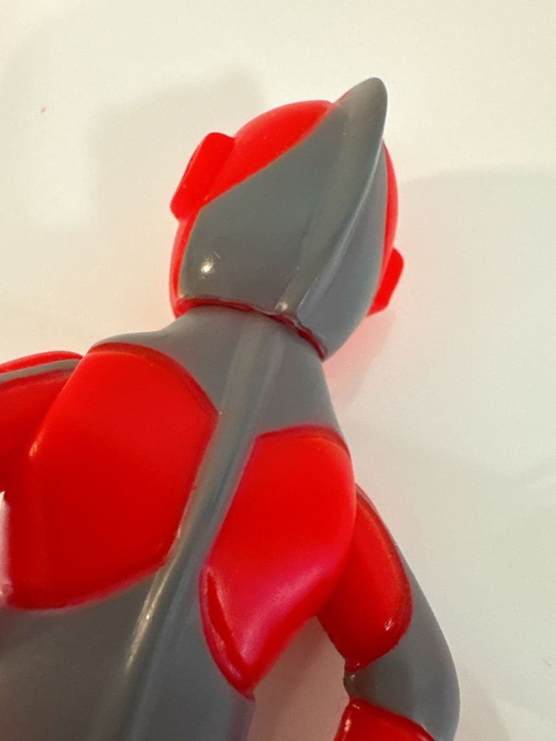 ウルトラマン❤︎ぶたのはな　赤成型/グレーライン　レアソフビ