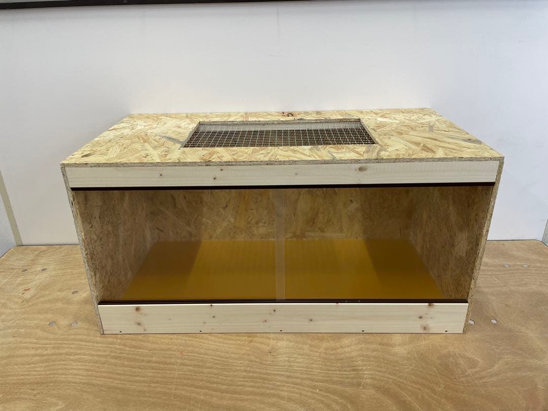 ☆爬虫類木製ケージ　天井金網仕様　900×450×450☆