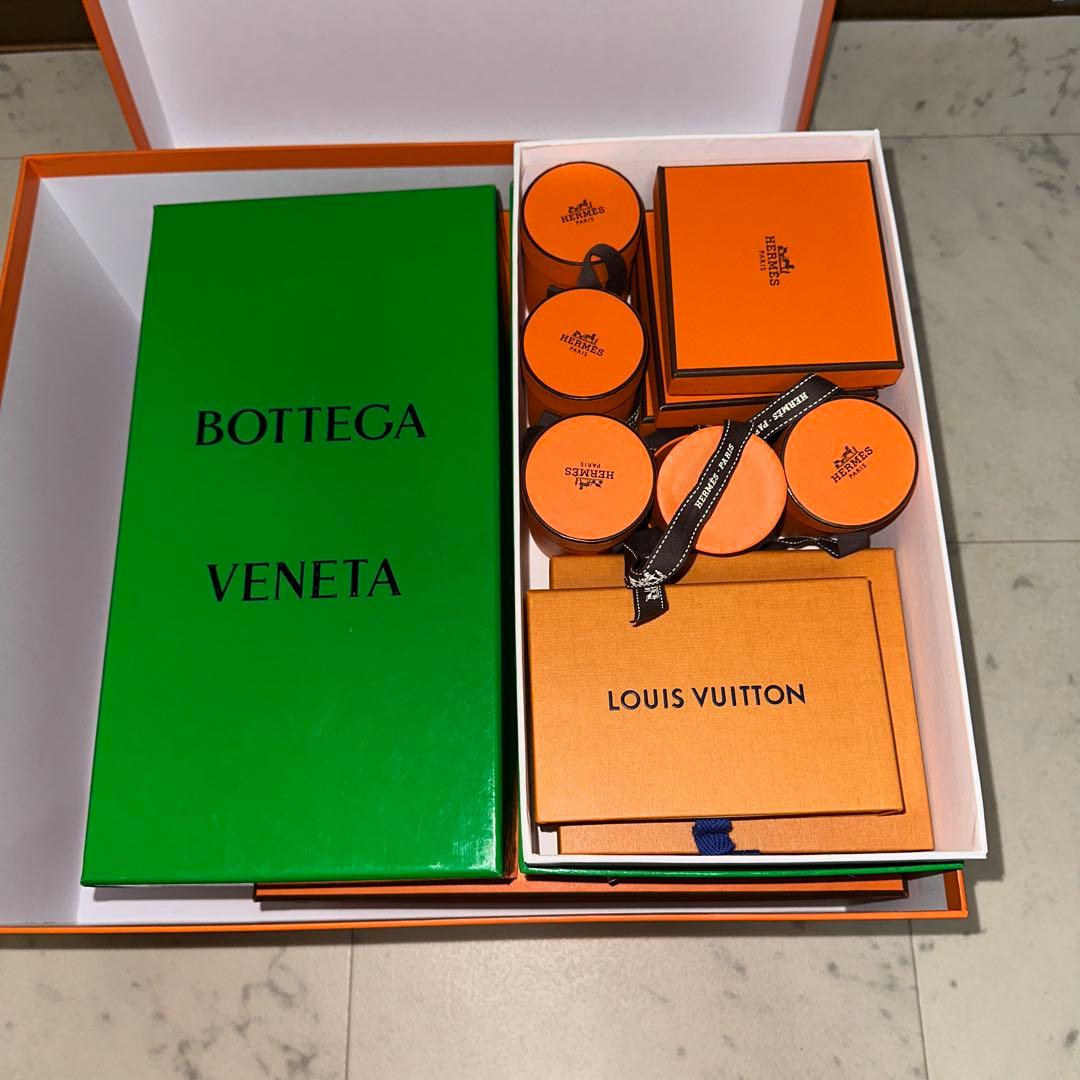 新品 Hermes Vuitton Bottega 大中小ボックス 18個セット