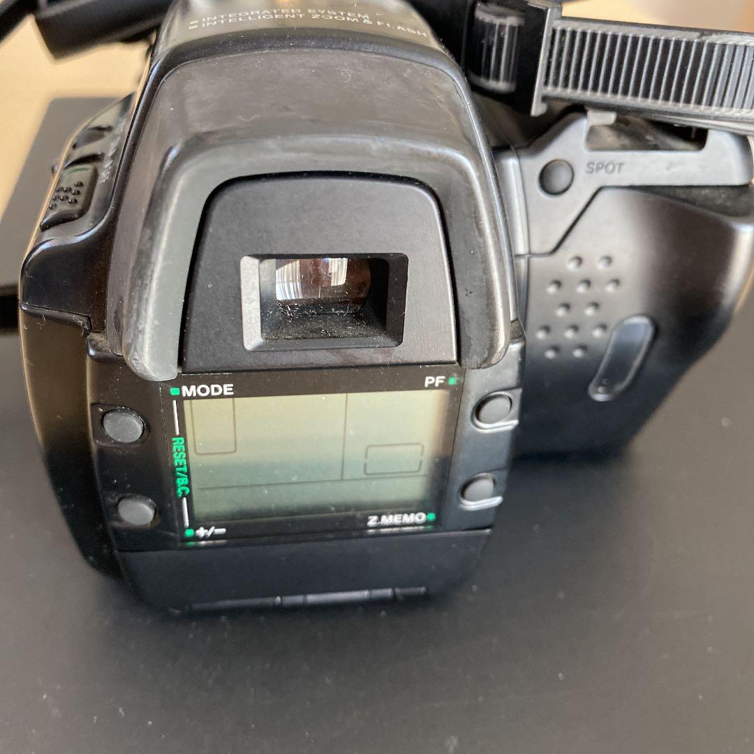 オリンパスの昔ながらのフイルムカメラ