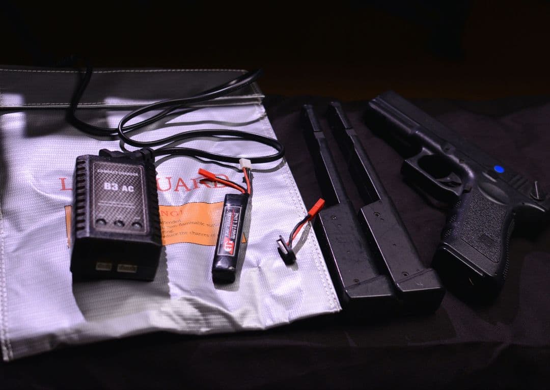 東京マルイ　電動G18C