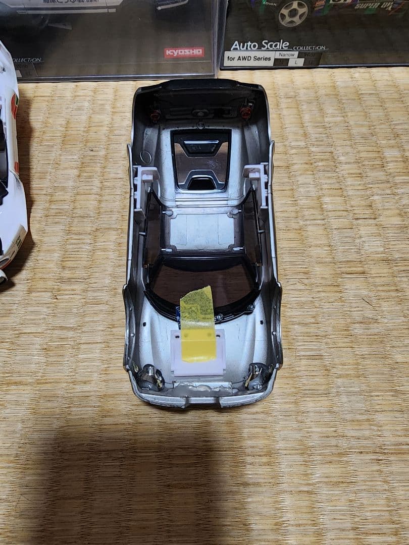 京商 オートスケールイニシャルD AE86未開封とHKSその他使用済みボディ