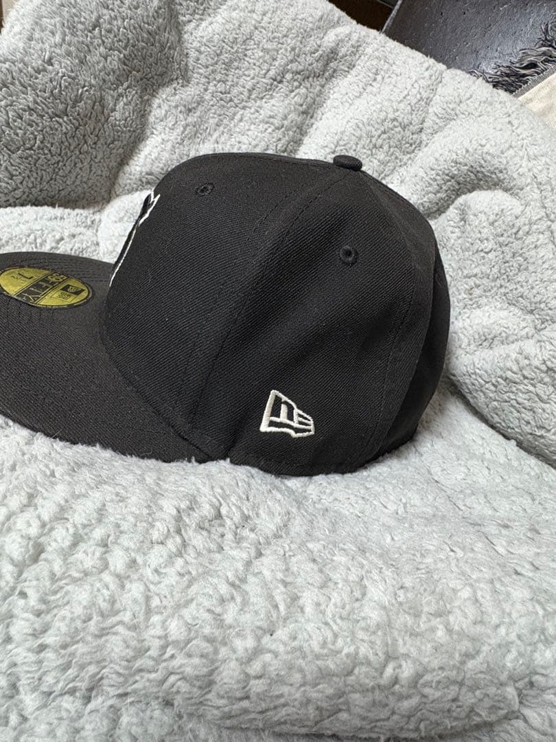 ☆レア supreme ニューエラ コラボキャップ 7½ NEWERA シュプ