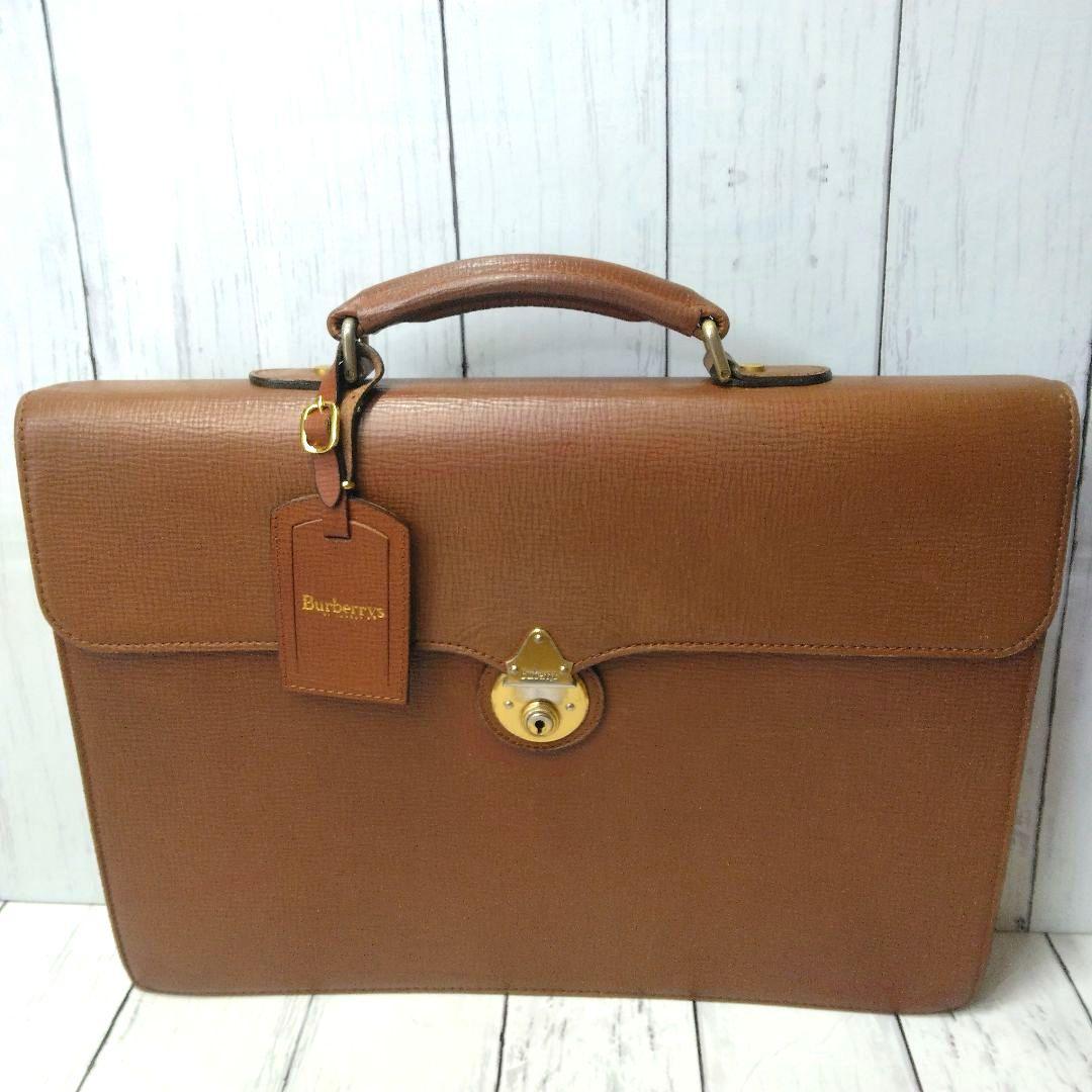 Burberrys　ビジネスバッグ　ブリーフケース　A4可　鍵　ゴールド金具