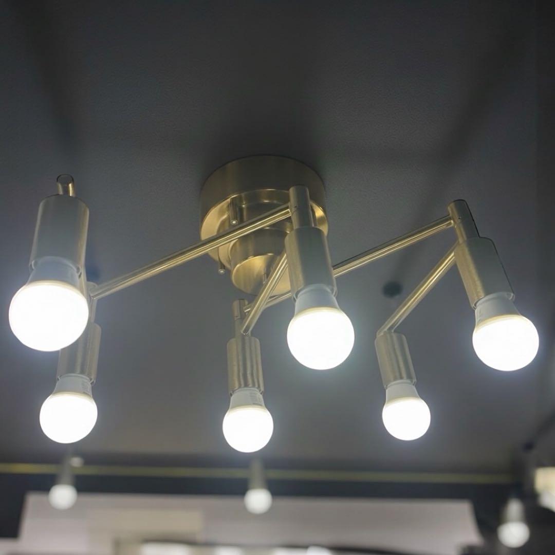 美品 フレキシブル　6灯シーリングライト LED電球付
