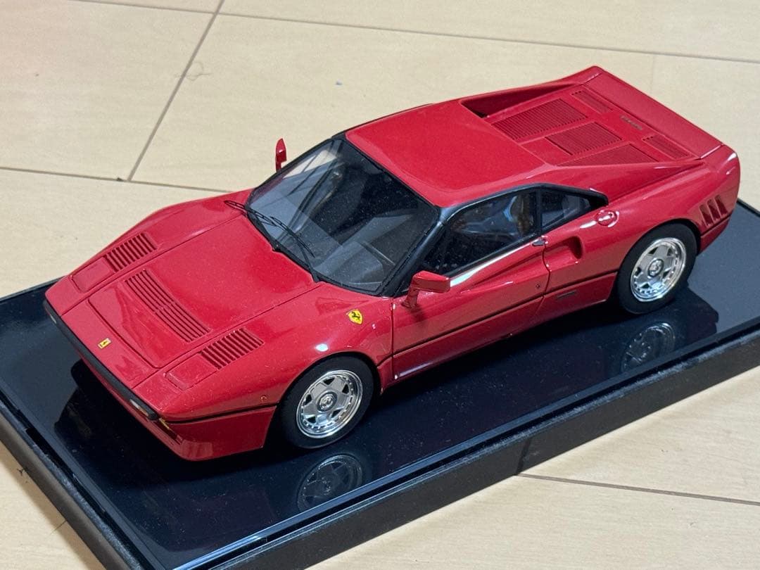 1/18 フェラーリ　288gto ルックスマート