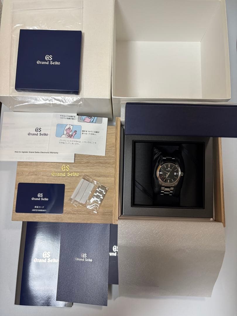 【ほぼ未使用】グランドセイコー ヘリテージ スプリングドライブ SBGA203