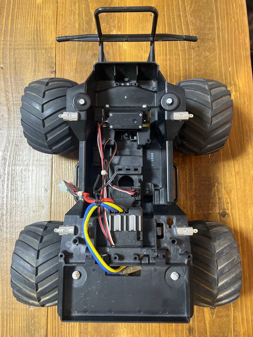 LUNCH BOX ラジコン