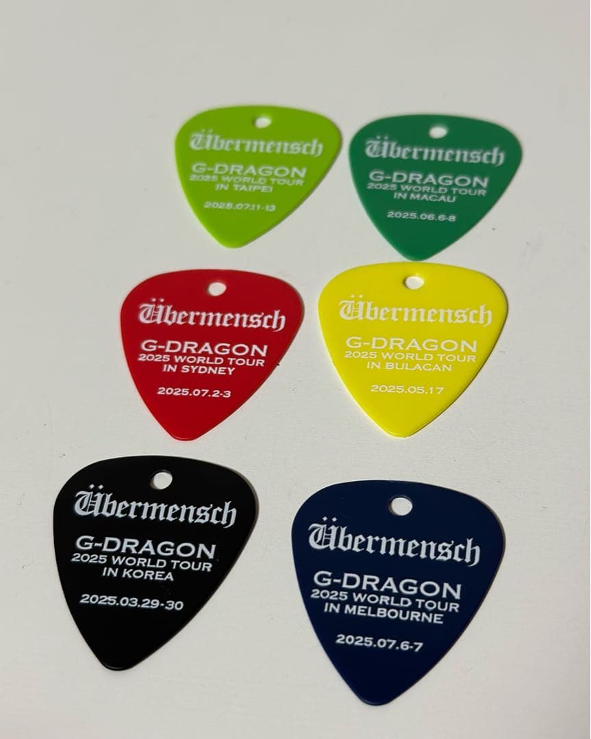 G-DRAGON 2025 WORLD TOURキーホルダー6枚セット値下げ不可