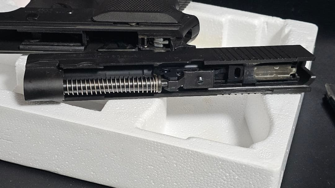 タナカワークス 9mm拳銃 SIG SAUER P220 自衛隊 ヘビーウェイト