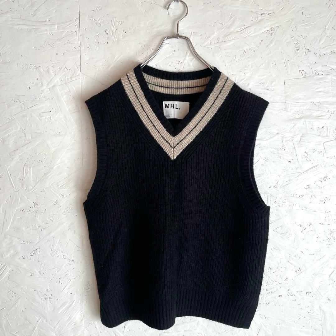 2024AW【MHL.】ウールニットVネックニットベスト　黒　L