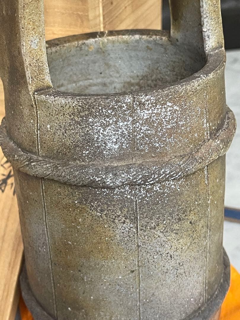 備前焼 花瓶 陶磁器「森泰司備前 手付花入」陶印共箱共布　PQPC