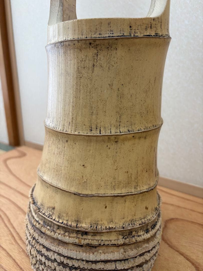 66 お正月セール　美品　根付き　二重切り　二重切　 生け花　竹花入れ　華道具