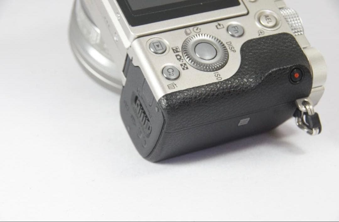 SONY a6000 ILCE-6000Lパワーズームレンズキット［シルバー］