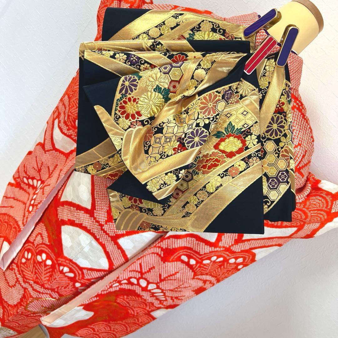 484 振袖フルセット 正絹 朱赤 オレンジ 紅白 絞り 駒刺繍 レトロ 松文