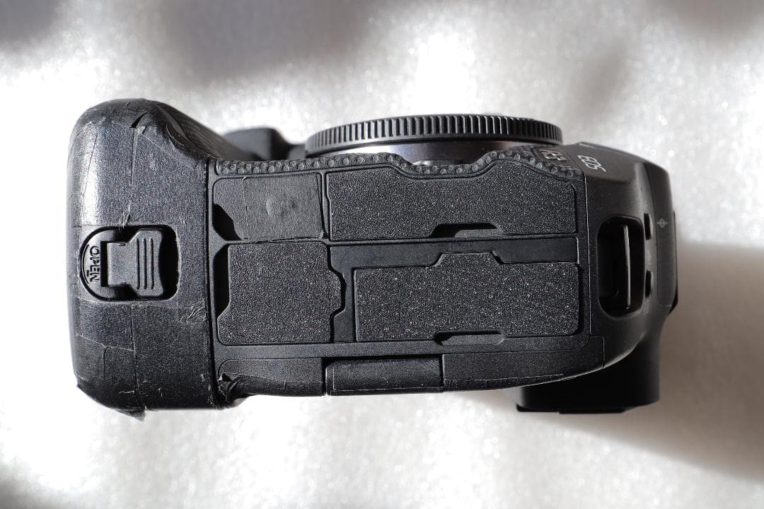 Canon EOS R3 ボディ（箱、他付属、美品）