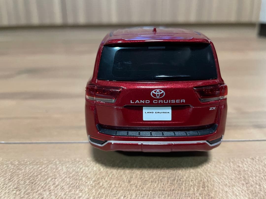 ランドクルーザー色見本1/30ミニカー