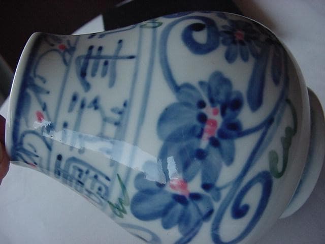 ★中国　景徳鎮　作家物　飾り小壺　未使用★