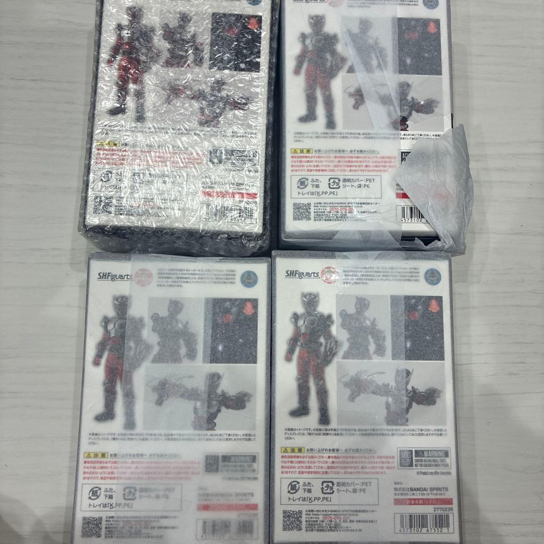 真骨頂　真骨彫　フィギュアーツ　仮面ライダー　龍騎　リュウキ　ガヴ　ゼッツ