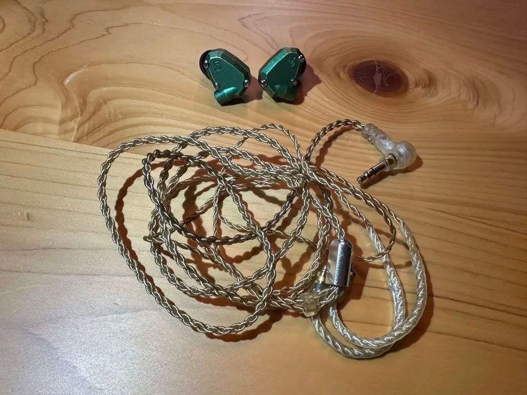 イヤホン Campfire Audio Andromeda CAM-4808