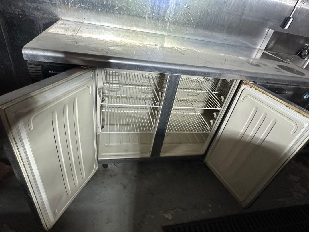 【リユース品】稼働品　業務用　ホシザキ　3ドア冷蔵庫　RT-150PNE1