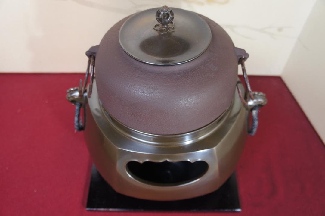 ☆美品 未使用? 在銘平丸釜添え 砂張銅六角鬼面風炉釜 400W電熱器 送料込み