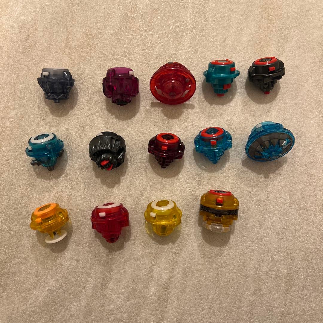 ベイブレードバーストセット　まとめ売り　透明ベイスタジアム付き