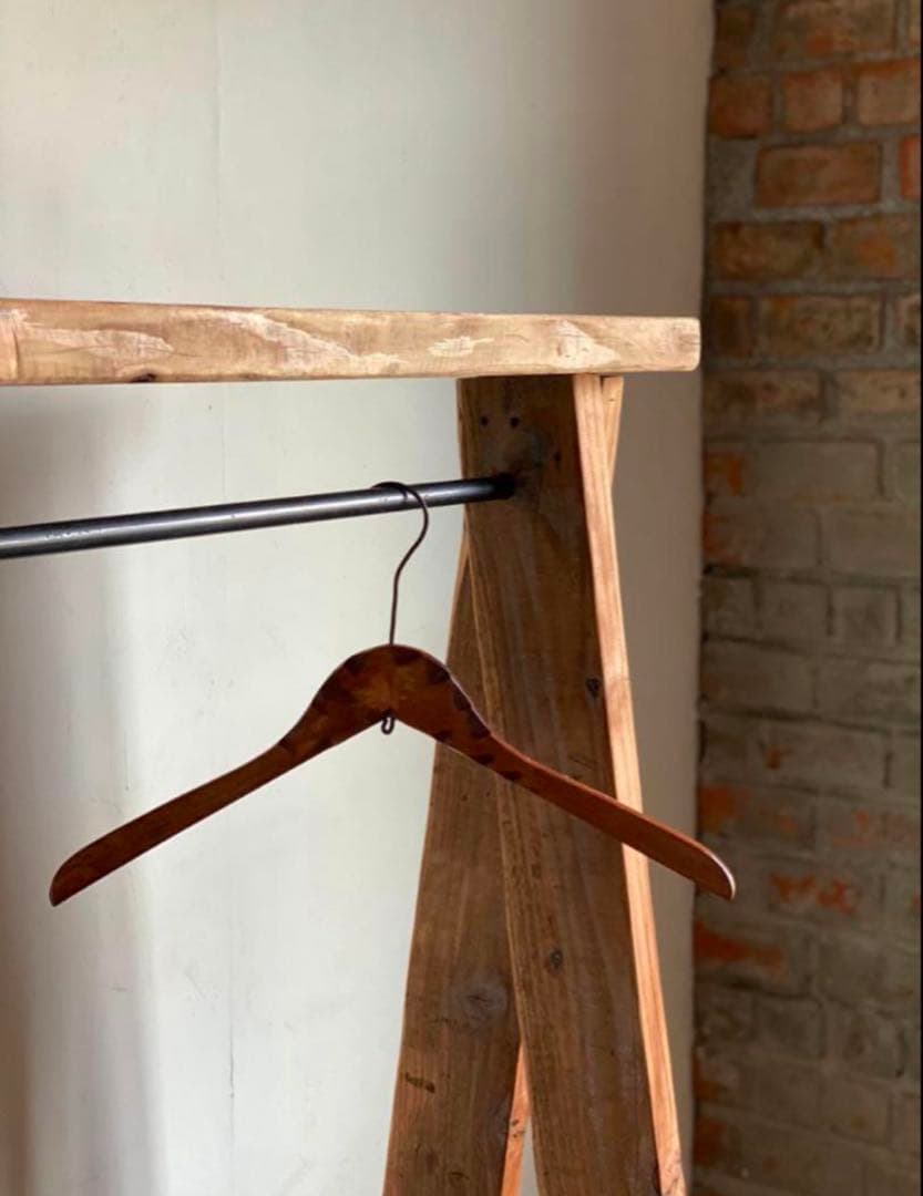 貴重　特別価格　数量限定　古材　ハンガーラック　無垢材　シンプル　ディスプレイ