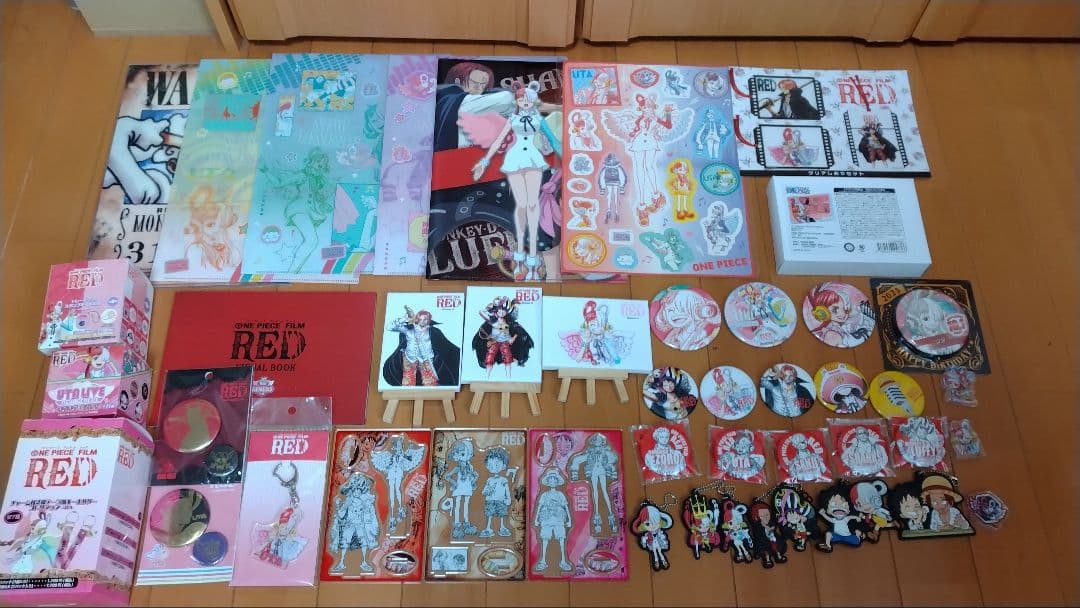 ONE PIECE FILM RED ウタ ファイル 缶バッジ まとめ売り