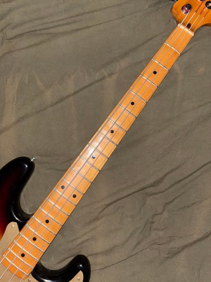 つ*も様 コンポーネント　プレシジョンベース　TOKAI hard punche